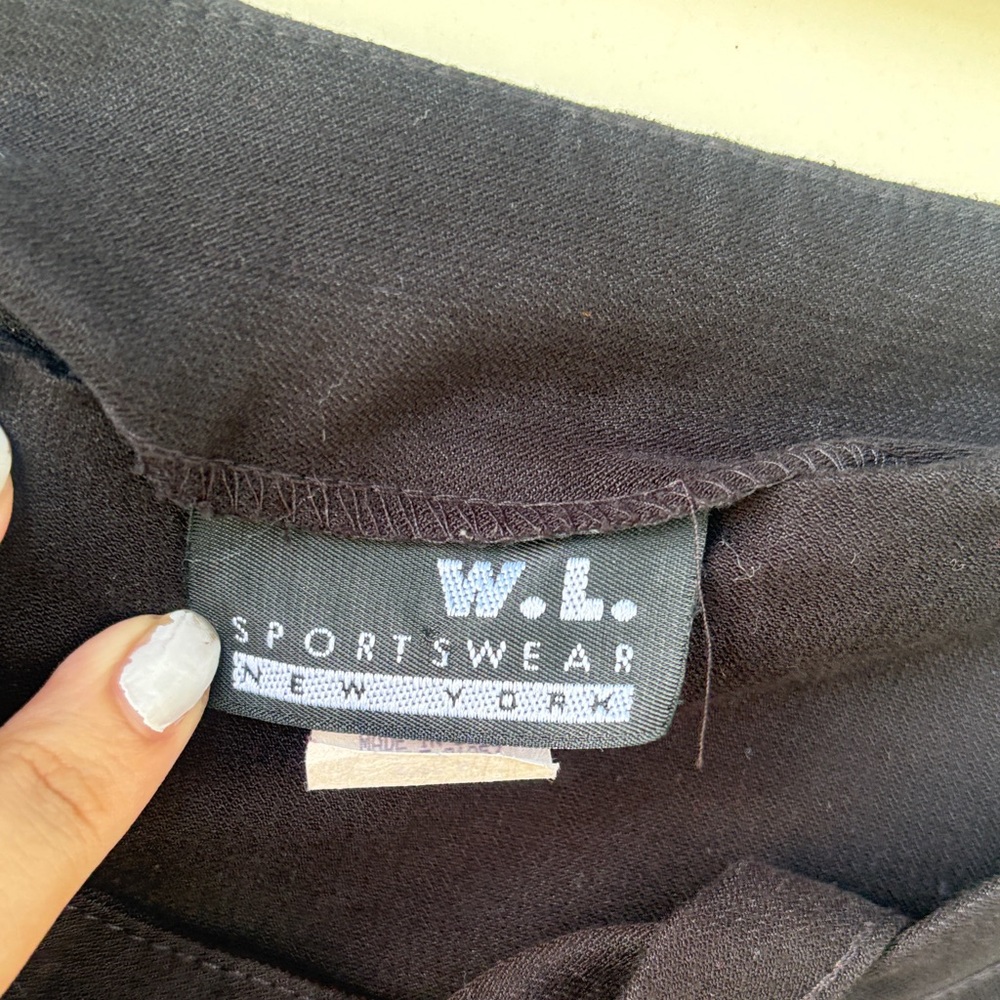Elegant Black Women's Skirt - Picture 2 of 7